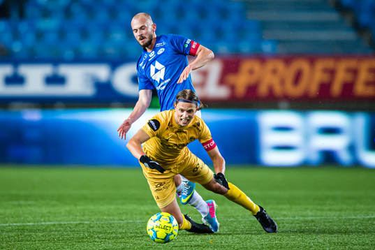 Eirik Hestad of Molde and Ulrik Saltnes of Bodø/Glimt