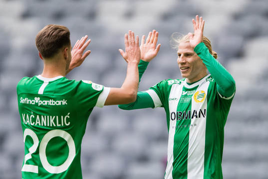 Hammarbys Alexander Kacaniklic jublar