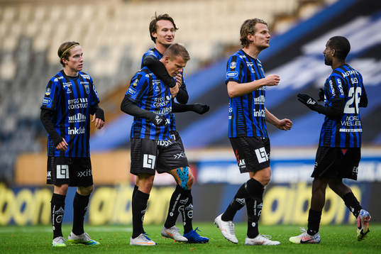 Sirius Elias Andersson jublar med Hjalmar Ekdal