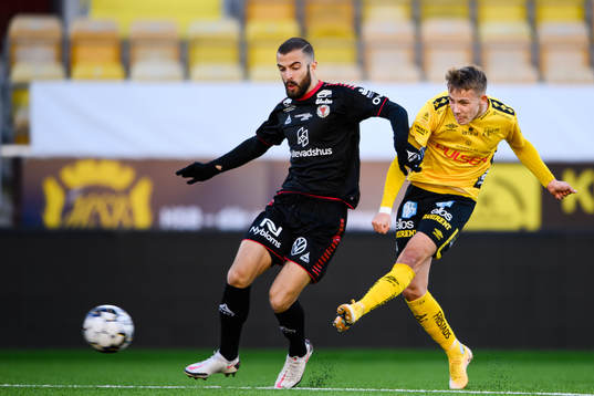 Kalmars Filip Sachpekidis och Elfsborgs Jacob Ondrejka