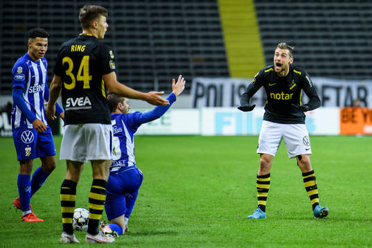 s Erik Ring och Filip Rogic reagerar