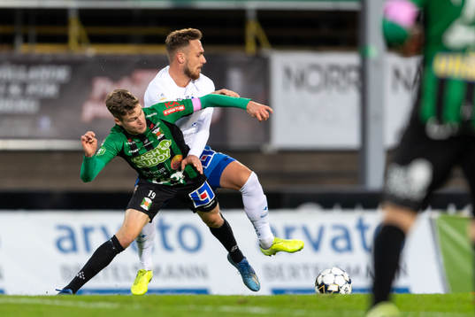 Varbergs Gustav Norlin och IFK Norrköpings Linus Wahlqvist