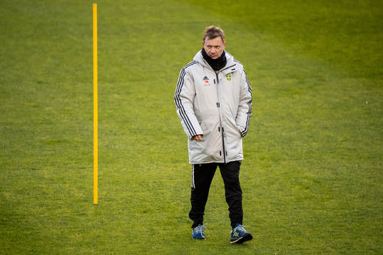 Head coach Peter Gerhardsson
