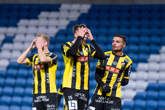 Häckens Alexander Söderlund och Ahmed Yasin deppar