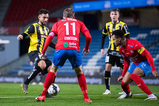 Häckens Daleho Irandust och Helsingborgs Martin Olsson