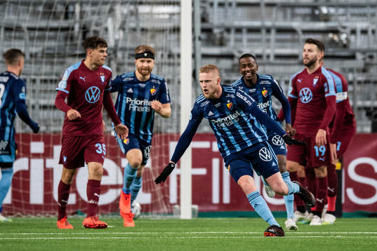 Djurgårdens Kalle Holmberg jublar