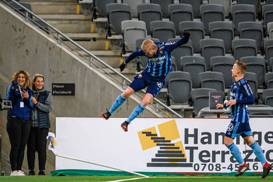 Djurgårdens Kalle Holmberg jublar