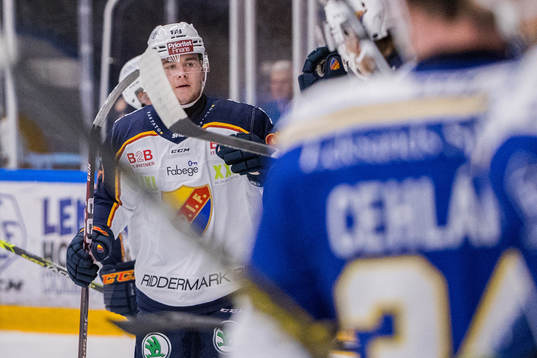 Djurgårdens Alexander Holtz jublar