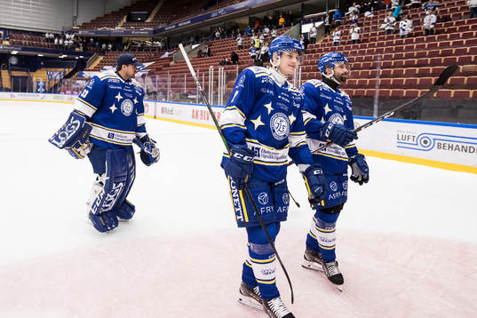 Leksands Lucas Nordsäteroch Marek Hrivík glada