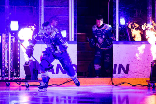 Leksands Peter Cehlarik gör entre