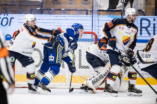 Djurgårdens Tobias Björnfot och Leksands Emil Heineman