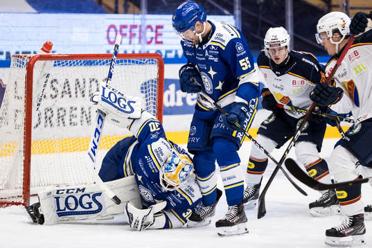 Leksands målvakt Janne Juvonen och Leksands Jonas Ahnelöv