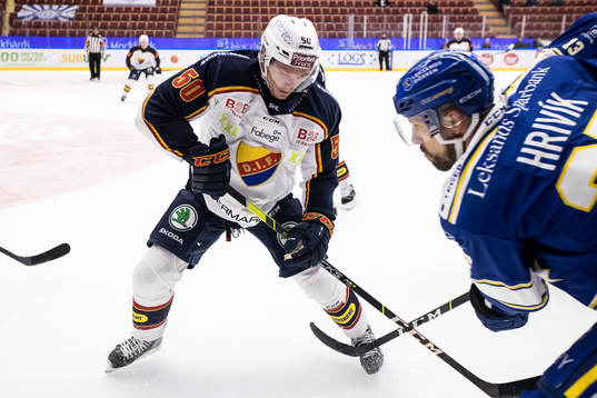 Djurgårdens Tobias Ekberg och Leksands Marek Hrivík