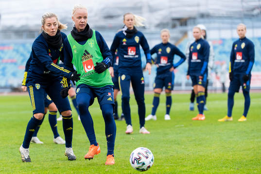 Linda Sembrant och Caroline Seger