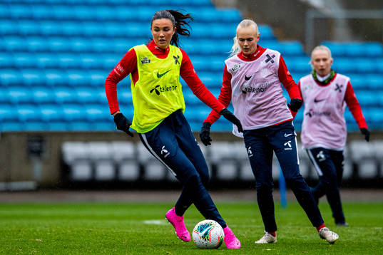 Ingrid Syrstad Engen and Karina Sævik of the Norwegian