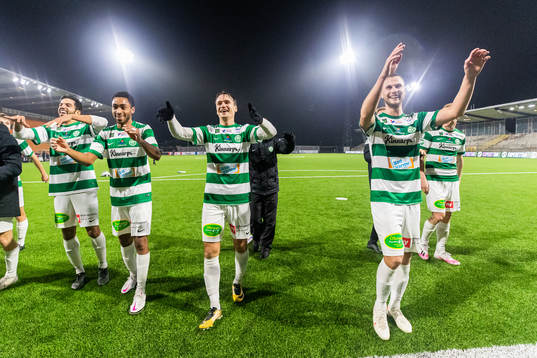 Bläddra bland fler bilder av Fotboll, Superettan, Västerås SK - Akropolis