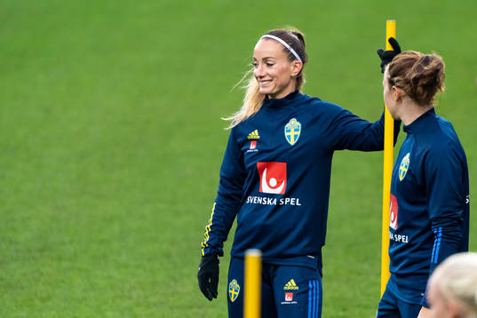 Kosovare Asllani