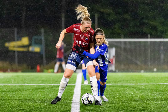 Örgrytes Sarah Fredborg och IFK Göteborgs Novalie Jensen