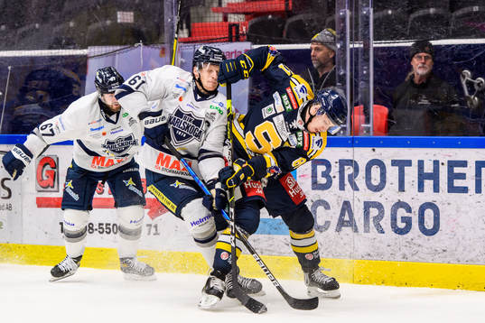 Karlskogas Mikael Eriksson och Södertäljes Emil Aronsson