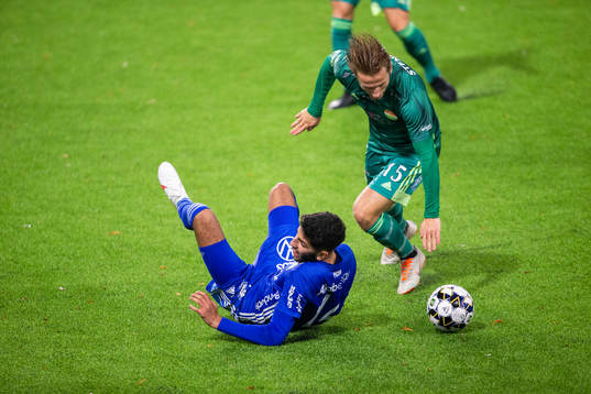 Sundsvalls Paya Pichkah dras omkull av Dalkurds Daniel