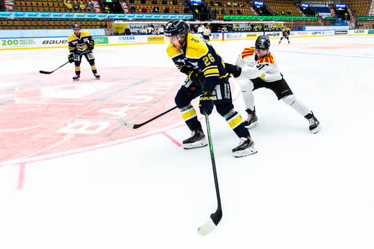 s Alexander Bergström och Brynäs Tomi Sallinen