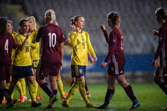 Filippa Curmark of Sweden celebrates