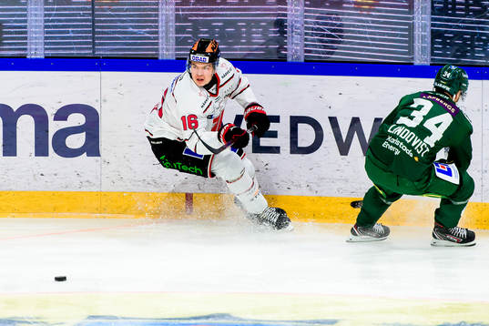 Örebros Lukas Pilö