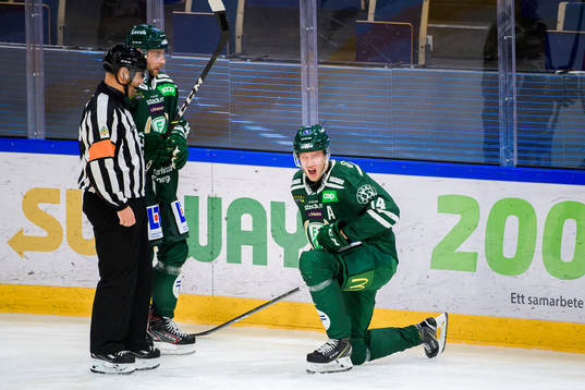 Färjestads Victor Ejdsell har ont