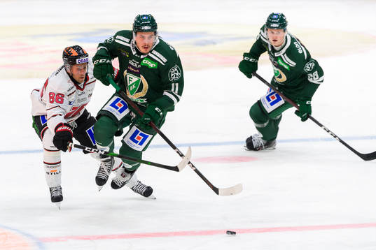 Örebros Mathias Bromé och Färjestads Joakim Nygård och