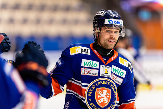 Växjös Emil Pettersson jublar