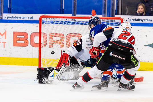 Växjös Juuso Vainio gör mål 4-2