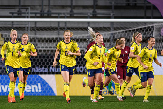 Magdalena Eriksson of Sweden celebrates the 4-0 goal