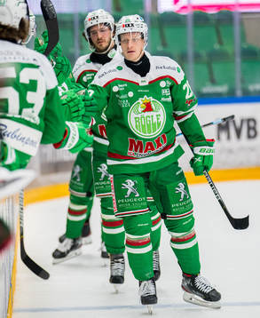 Rögles Anton Bengtsson jublar