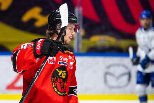 Luleås Victor Berglund jublar