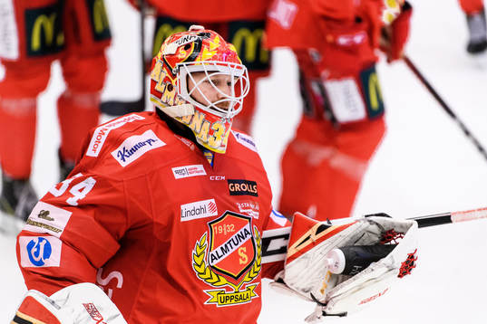 Almtunas målvakt Erik Hanses