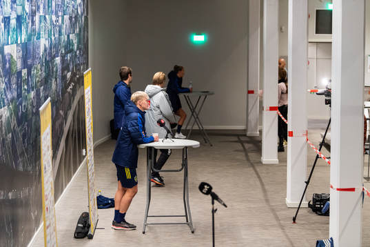 Nilla Fischer is interviewed