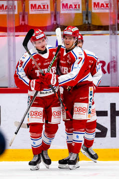 Timrås Jens Lööke och Marcus Hardegård jublar