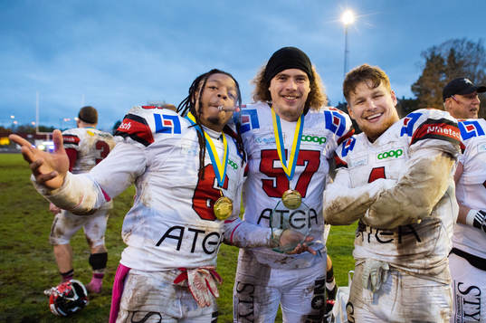 Carlstad Crusaders Darius Lewis, Felix Sencar och Daniel