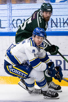Leksands Martin Karlsson och Färjestads Gustav Rydahl