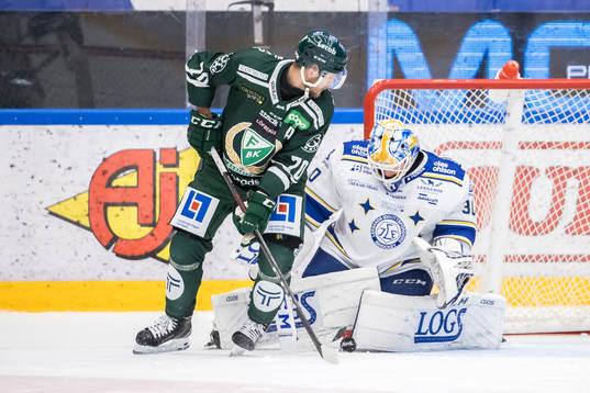 Färjestads Jacob Nilsson och Leksands målvakt Janne