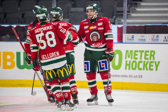 Frölundas spelare jublar