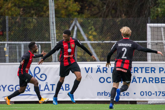 Brommapojkarnas Exaucé Munganga jublar