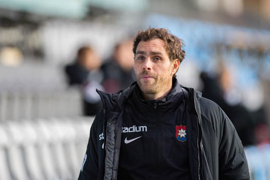 Örgrytes assisterande tränare Johan Elmander