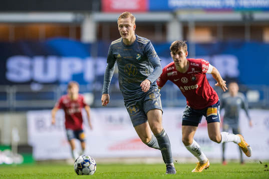 Östers Billy Nordström och Örgrytes Daniel Paulsson