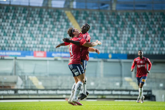Örgrytes Kevin Ackermann och Babacarr Jobe jublar