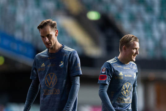 Östers Månz Berg och Billy Nordström deppar
