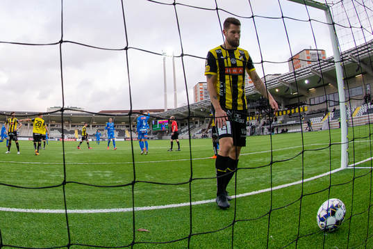Häckens Joona Toivio deppar