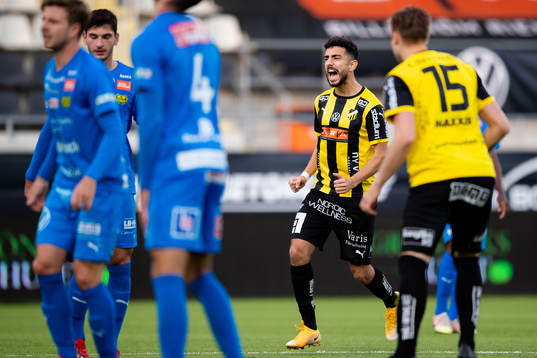 Häckens Daleho Irandust jublar