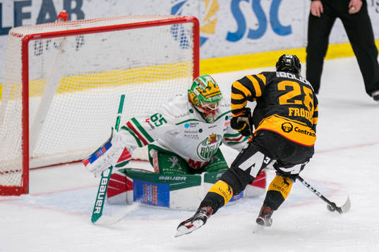 Skellefteås Jesper Frödén gör 4-3 bakom Rögles