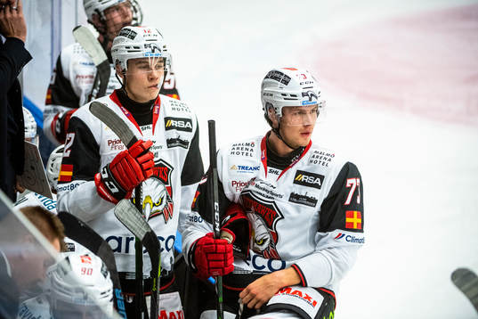 Malmö Redhawks Linus Lindstrand-Cronholm och Adam Ollas
